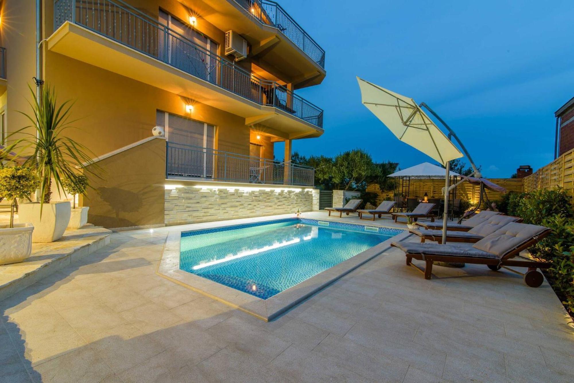 My Dalmatia - Penthouse With Shared Pool